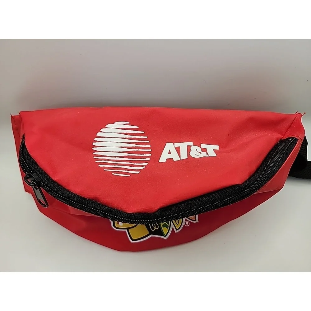 CHICAGO BLACKHAWKS FANNY PACK SPONSORED BY AT&T HOCKEY NHL MAN MONEY PURSE POUCH